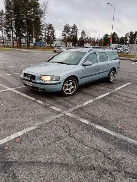 Volvo V70 Йоэнсуу - изображение 1