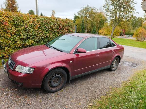 Audi A4 Миккели - изображение 5