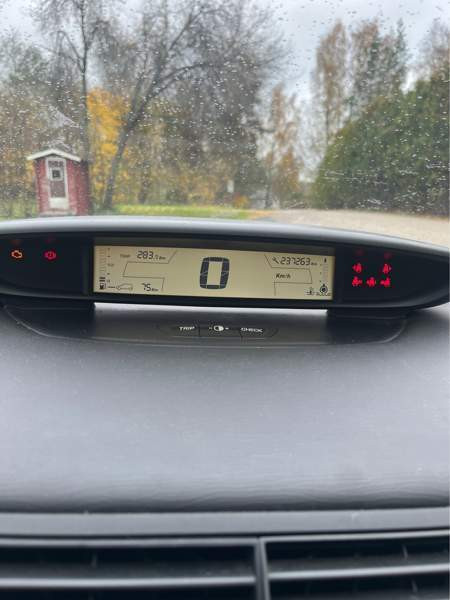 Citroen C4 Sarov - photo 8