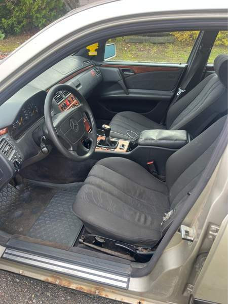 Mercedes-Benz E Tampere - valokuva 7