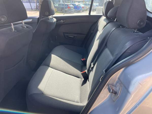 Opel Astra Jyvaeskylae – foto 7