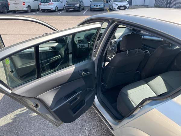 Opel Astra Jyvaeskylae – foto 6