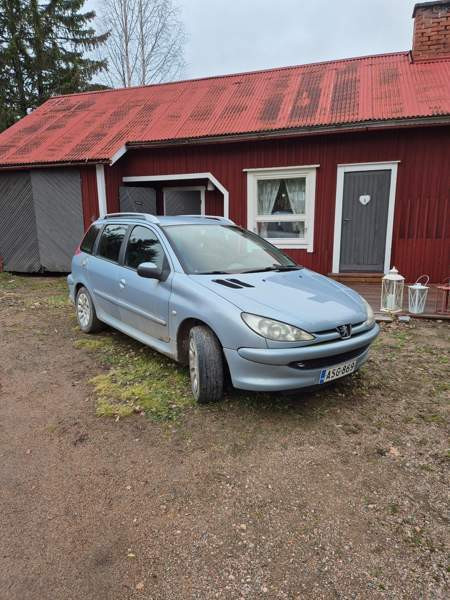 Peugeot 206 Apatity – foto 1
