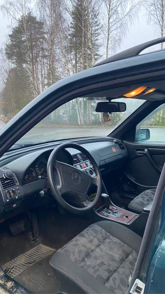 Mercedes-Benz C Orivesi - valokuva 5