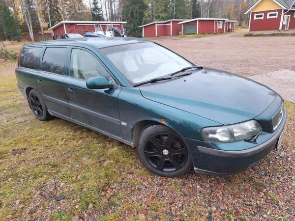 Volvo V70 Hämeenkyrö - valokuva 2