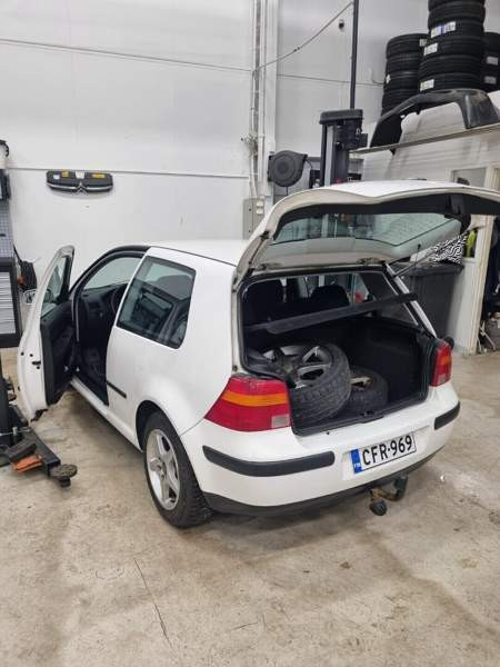 Volkswagen Golf Jyväskylä - valokuva 4