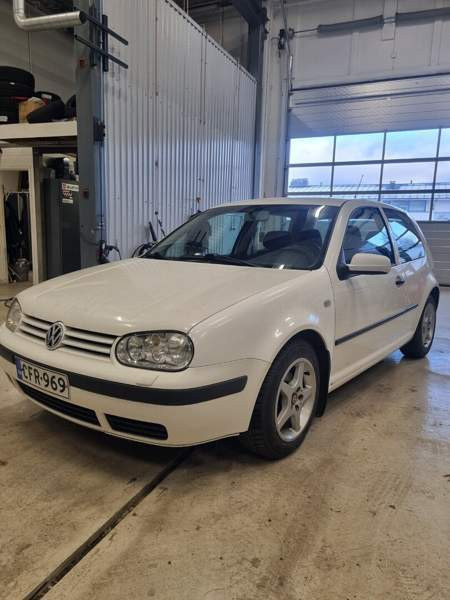 Volkswagen Golf Jyväskylä - valokuva 1