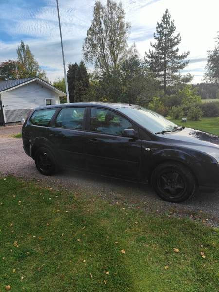 Ford Focus Nurmijärvi - valokuva 3