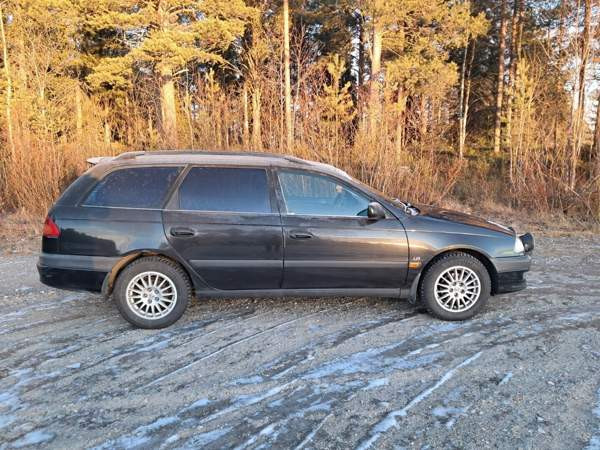 Toyota Avensis Kemijärvi - valokuva 7