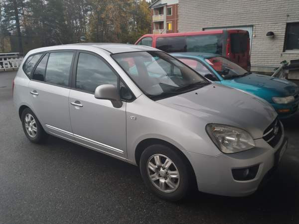 Kia Carens Рованиеми - изображение 1