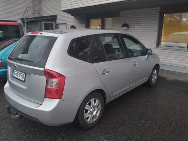 Kia Carens Рованиеми - изображение 5