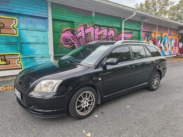 Toyota Avensis Seinäjoki - valokuva 1