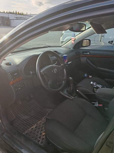 Toyota Avensis Seinäjoki - valokuva 6