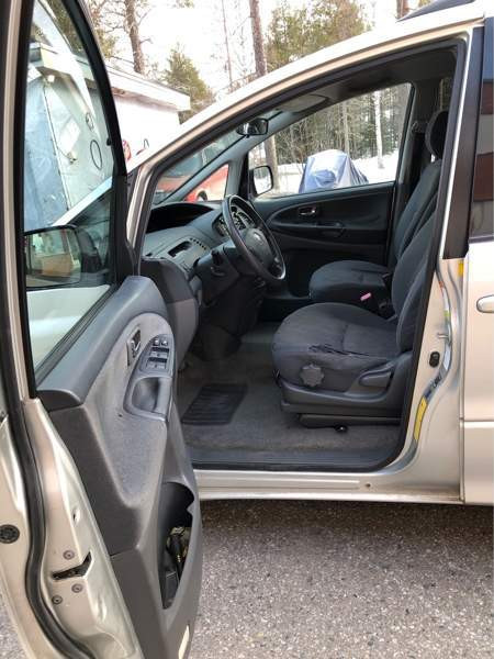 Toyota Previa Kemijärvi - valokuva 2