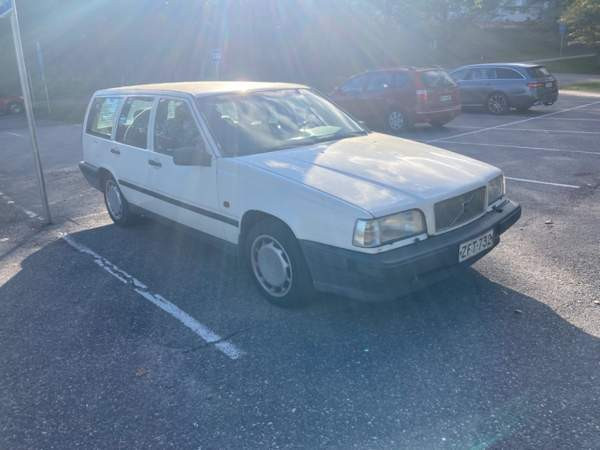 Volvo 850 Glebychevo - valokuva 1