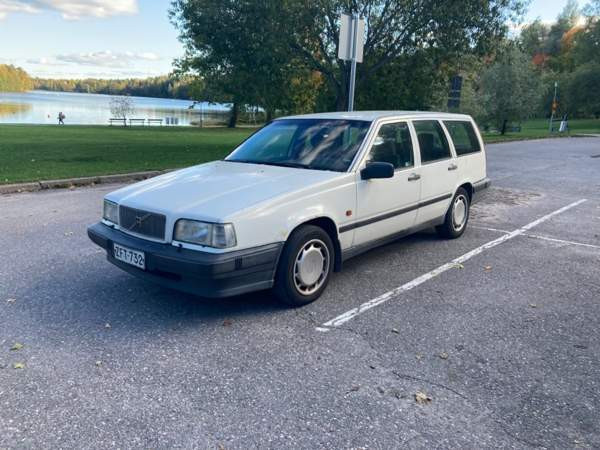 Volvo 850 Glebychevo - valokuva 3