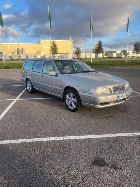 Volvo V70 Ylivieska - valokuva 2