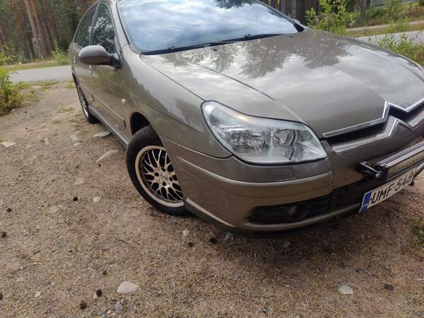 Citroen C5 Lodeynoye Pole - valokuva 1