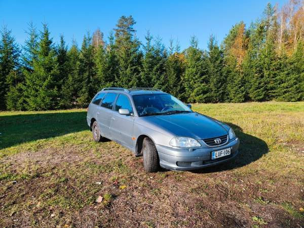 Toyota Avensis Maentsaelae - photo 1