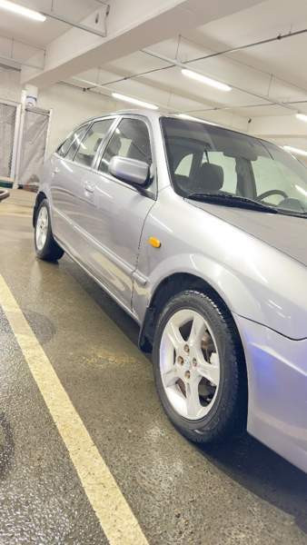 Mazda 323 Vantaa – foto 1