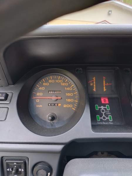 Mitsubishi Pajero Бурштын - изображение 6