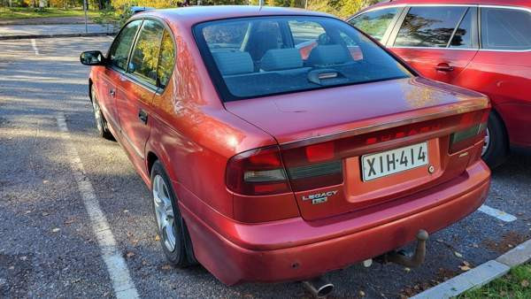 Subaru Legacy Vantaa - valokuva 4