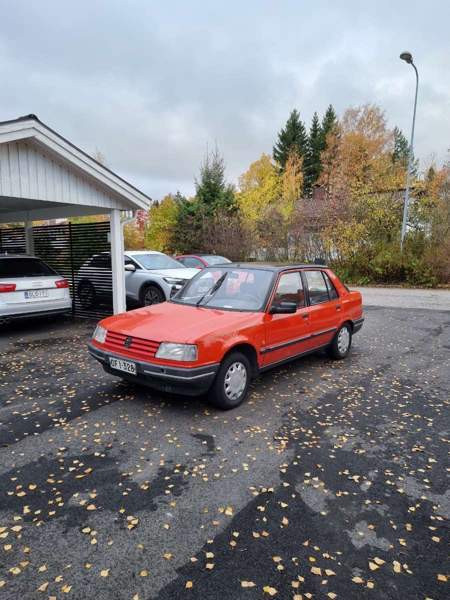 Peugeot 309 Vantaa - valokuva 1