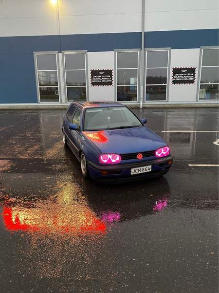 Volkswagen Golf Кемин - изображение 1