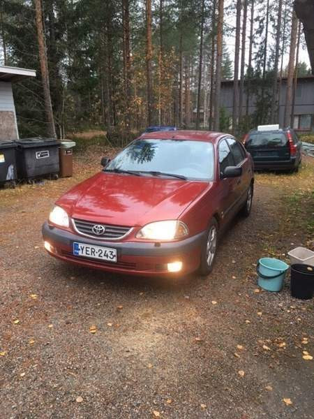 Toyota Avensis Äänekoski - изображение 1