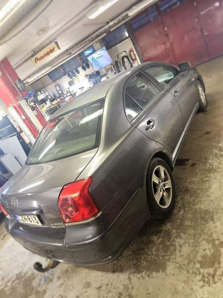 Toyota Avensis Vantaa – foto 1