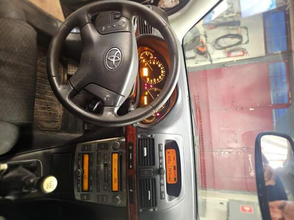 Toyota Avensis Vantaa – foto 2