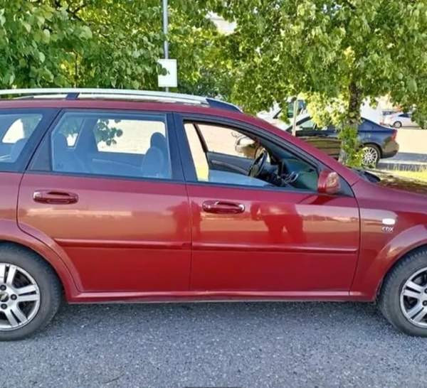 Chevrolet Nubira Вааса - изображение 3