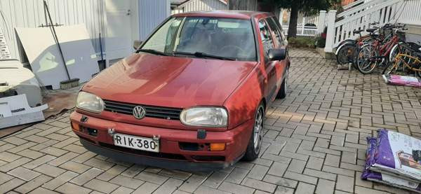 Volkswagen Golf Vantaa - photo 1