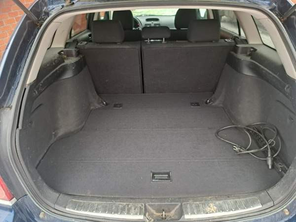 Toyota Avensis Siilinjärvi - valokuva 7