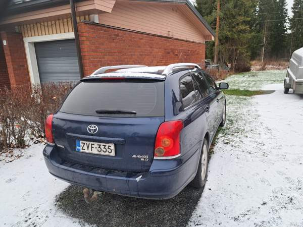 Toyota Avensis Siilinjärvi - valokuva 3
