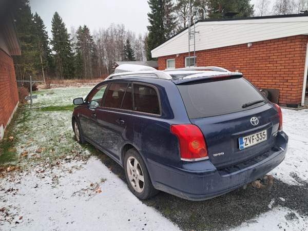 Toyota Avensis Siilinjärvi - valokuva 4