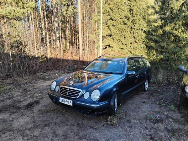 Mercedes-Benz E Liperi - изображение 1