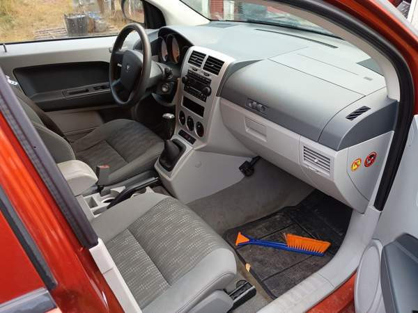 Dodge Caliber Parkano - photo 8