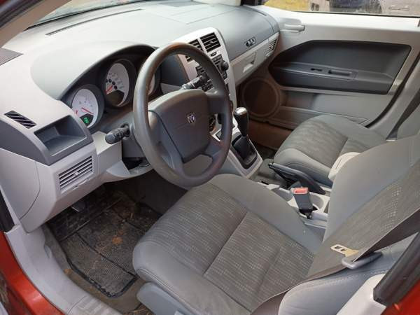 Dodge Caliber Parkano - photo 7