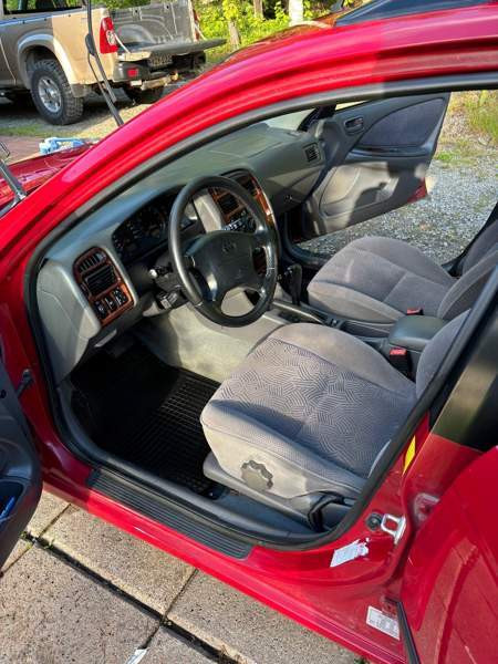 Toyota Avensis Ylöjärvi - valokuva 6