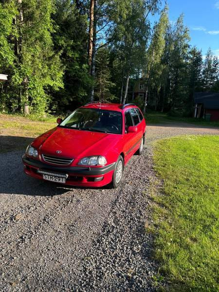 Toyota Avensis Ylöjärvi - valokuva 5