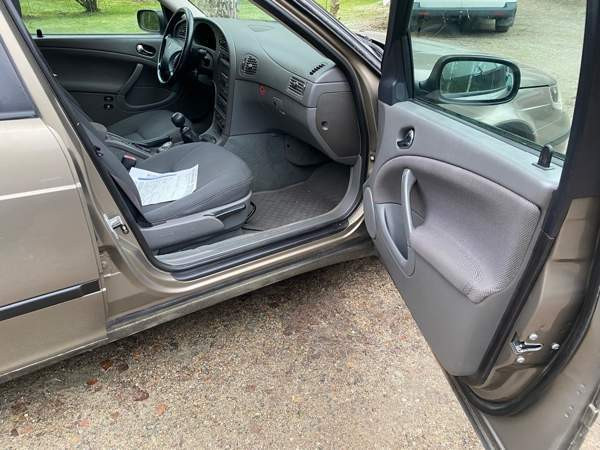 Saab 9-5 Luga - valokuva 1