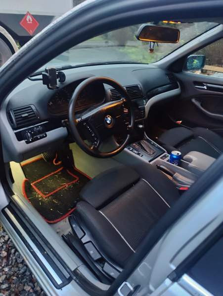 BMW 330 Huittinen - valokuva 1