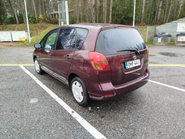 Toyota Corolla Verso Raasepori - изображение 6