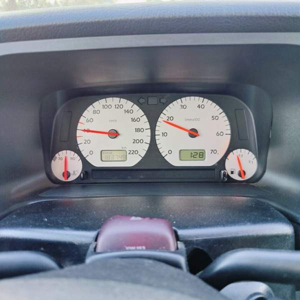 Volkswagen Golf Янаккала - изображение 1