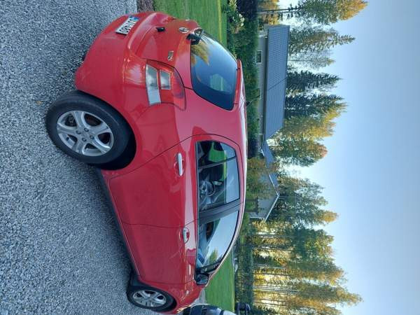 Toyota Yaris Luga - valokuva 4