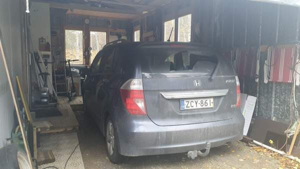 Honda FR-V Kitee - изображение 1