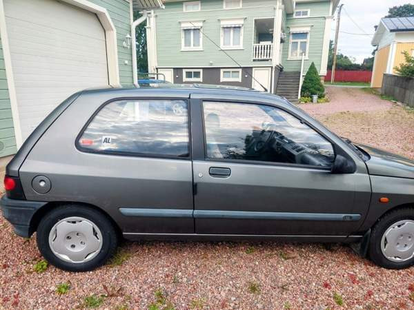 Renault Clio Kristiinankaupunki - photo 2