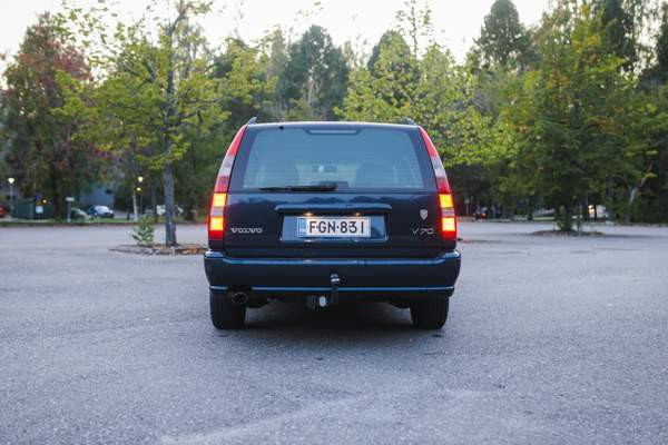 Volvo V70 Tampere - valokuva 4