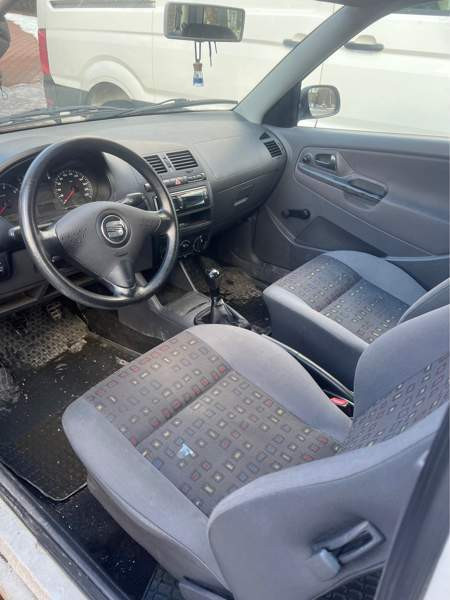 Seat Ibiza Sarov - valokuva 6